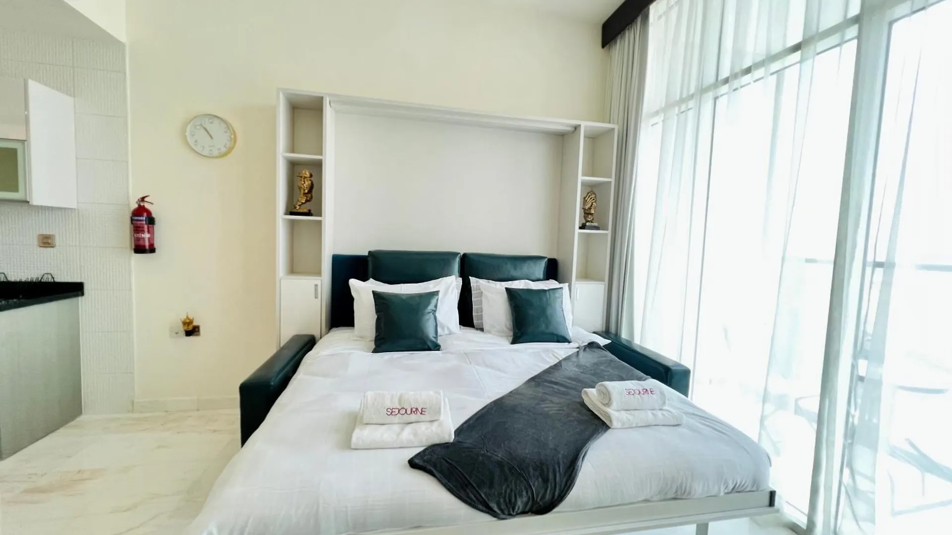 Modern Studio In Business Bay دبي