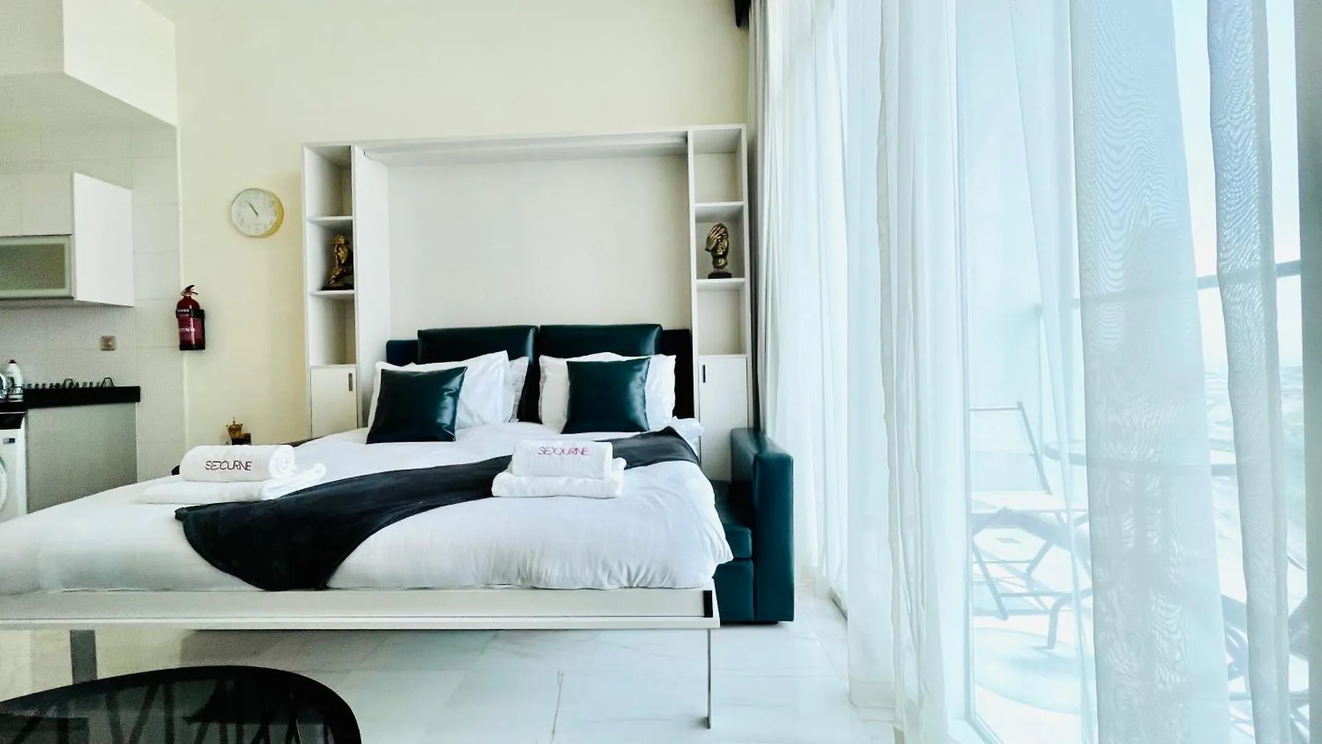 Modern Studio In Business Bay Dubai Apartment